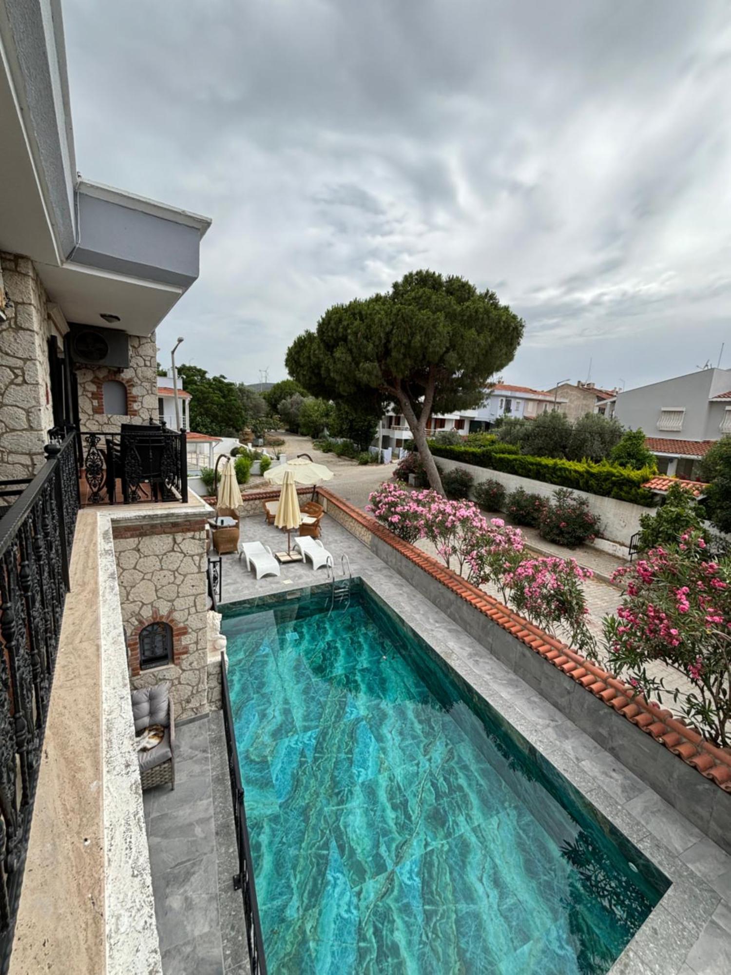 Yalcinkaya Tas Apart เซสเม ภายนอก รูปภาพ
