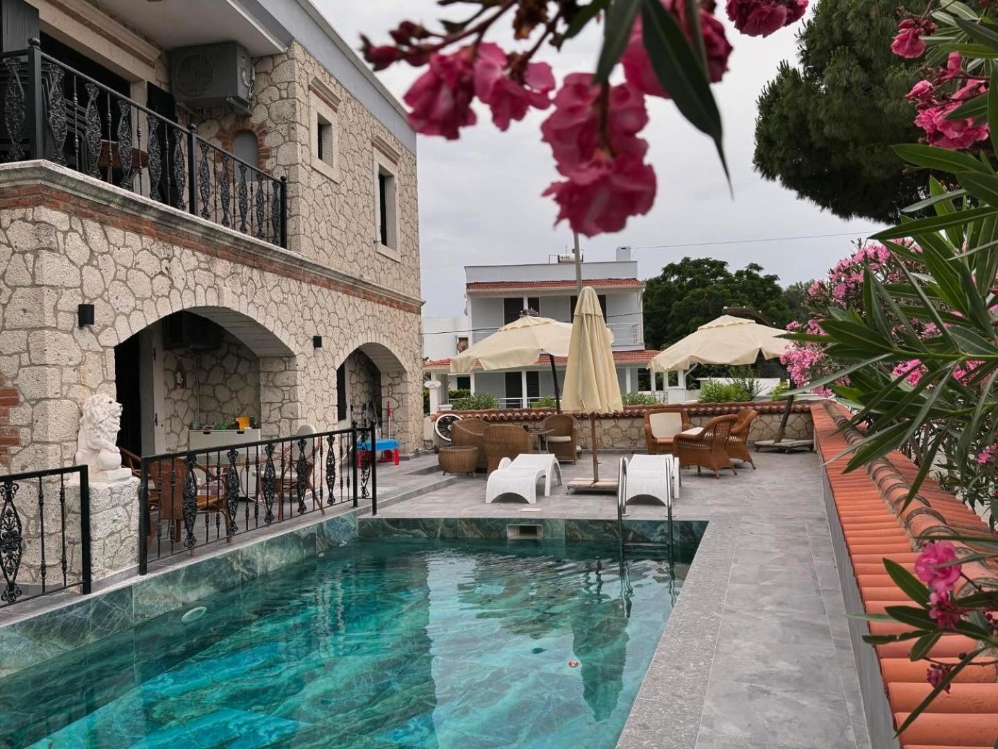 Yalcinkaya Tas Apart เซสเม ภายนอก รูปภาพ